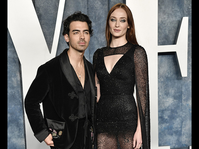 С Джо Джонасом, 2023 год