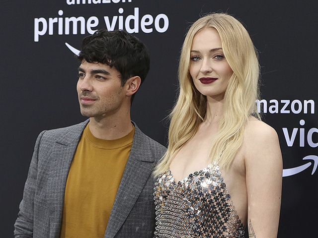 С Джо Джонасом, 2019 год