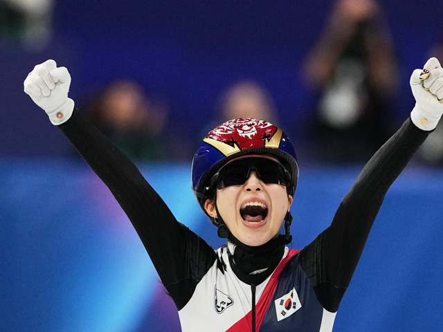 Олимпиада. Шорт-трек. Кореянки завоевали золото и серебро