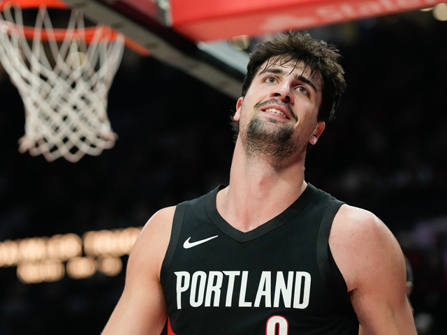 НБА. "Дабл-дабл" Дени Авдии. "Денвер" растерзал "Портленд"