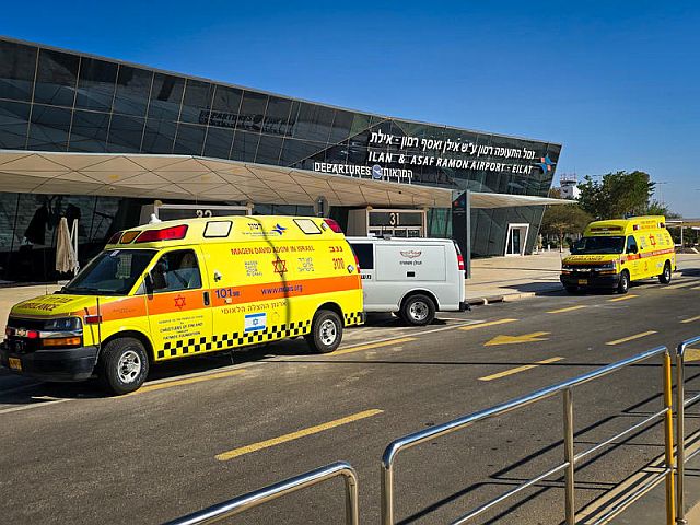 В аэропорту "Рамон" проходят учения