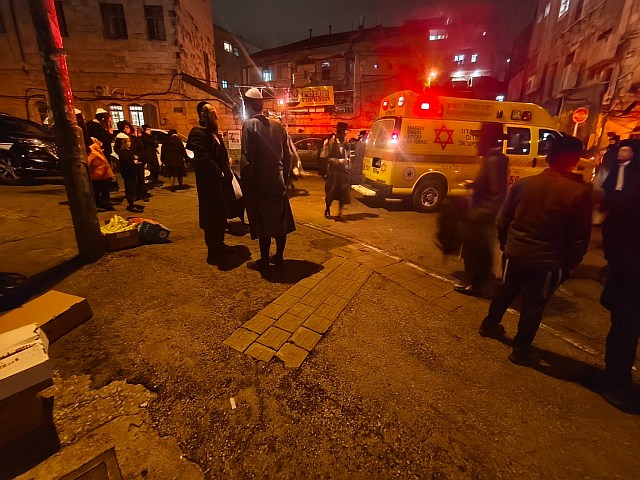 Пожилой мужчина сбит автомобилем в Иерусалиме, он в тяжелом состоянии