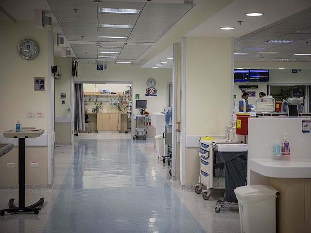 Медслужбы Израиля перешли на режим ЧП. Номера центров психологической помощи