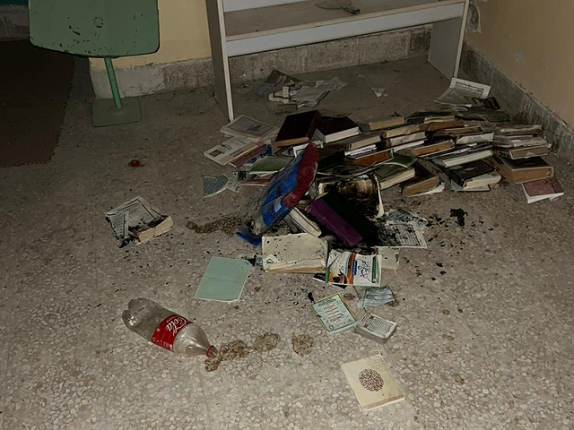 ЦАХАЛ и полиция разыскивают поджигателей религиозных книг в заброшенной мечети