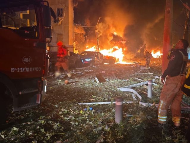 Падение ракеты в Гуш-Дане