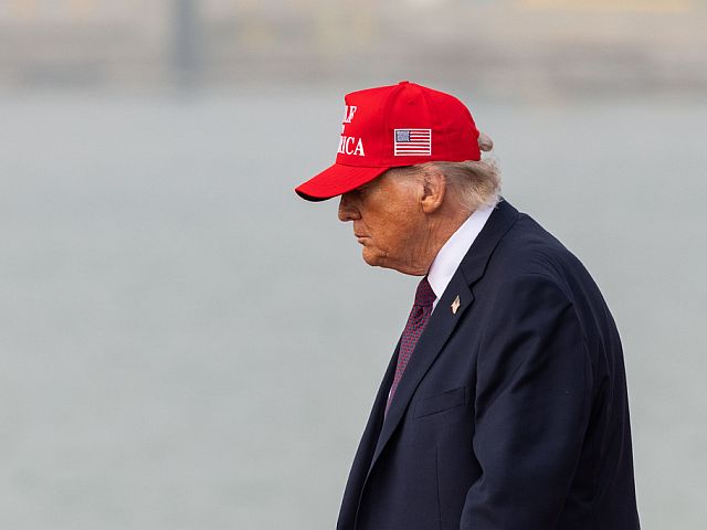 Трамп ответил на угрозы КСИР: "Мы ударим по ним силой, какой мир еще не видел"