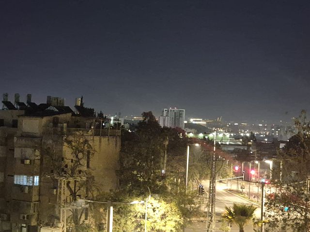 В центре Израиля прогремели взрывы, сирены не было: обстрел из Ливана