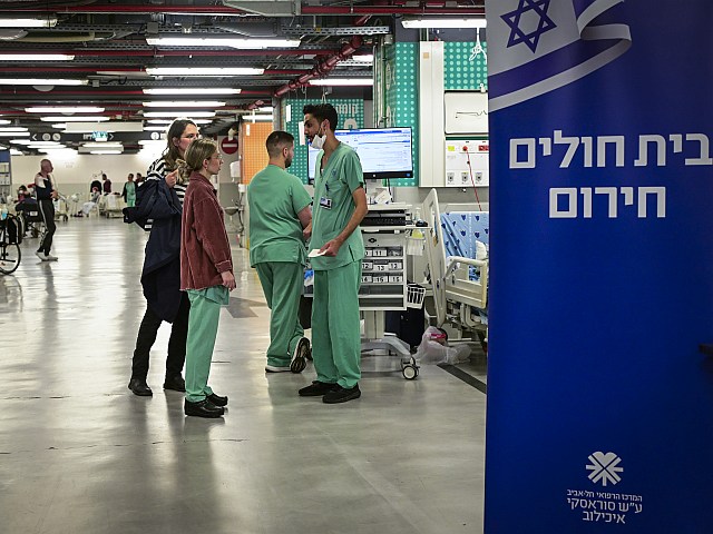 Военная сводка минздрава: в больницы поступили 777 человек