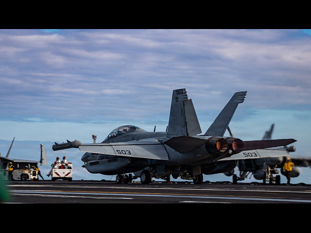 Военно-морской флот США атакует Иран. Фоторепортаж