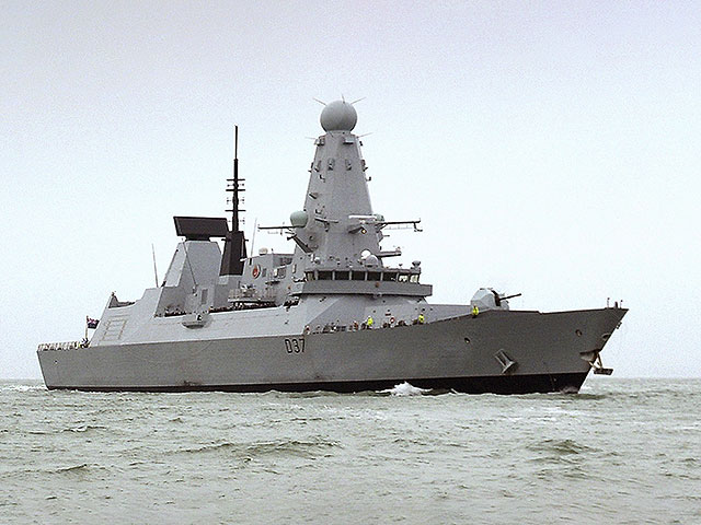 Великобритания направит военный корабль для защиты британской авиабазы на Кипре