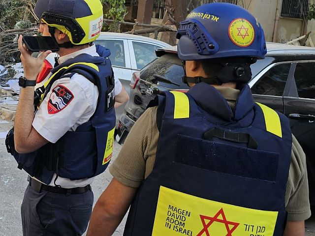 МАДА сообщает о раненой в результате ракетного обстрела центра Израиля
