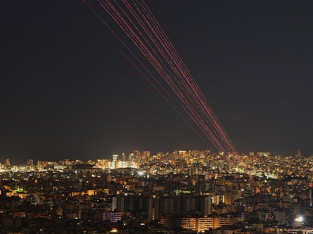 Ливанские источники: ВВС ЦАХАЛа атаковали цели в Бейруте и на юге Ливана