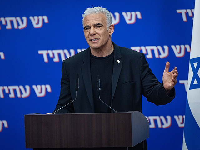 Опрос "Mаарива": партия Лапида сокращается до 6 мандатов