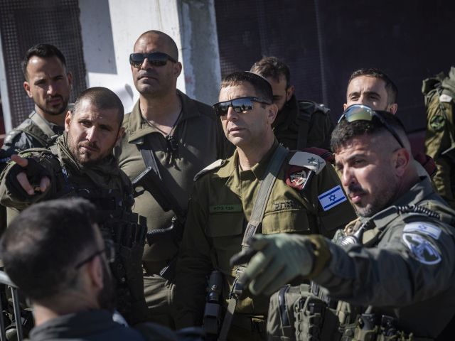 Трое палестинцев погибли в ходе конфликта с евреями в районе Хирбет Абу-Фалах