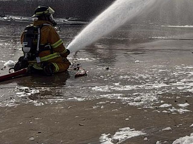 В столице Бахрейна иранская ракета попала в жилой дом, есть убитый и раненые