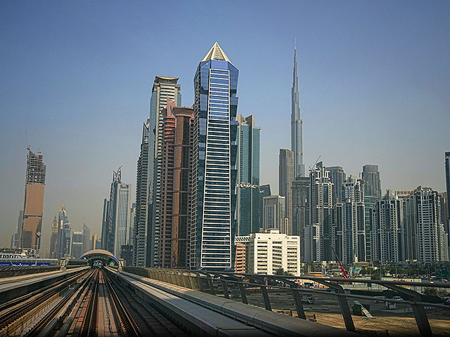 Минобороны ОАЭ: за день перехвачены восемь ракет и 26 БПЛА