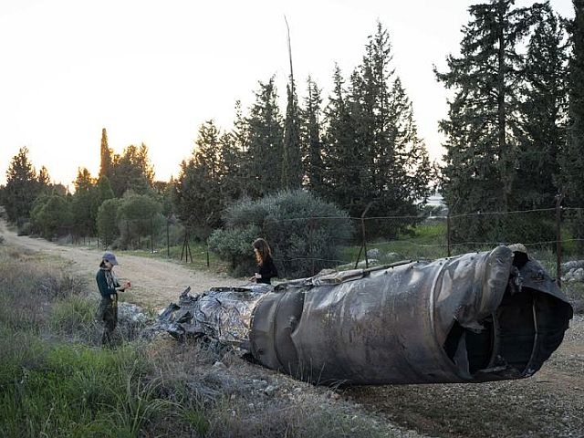 12-й день войны "Рычание льва": ЦАХАЛ атакует КСИР и "Хизбаллу", обстрелы из Ирана