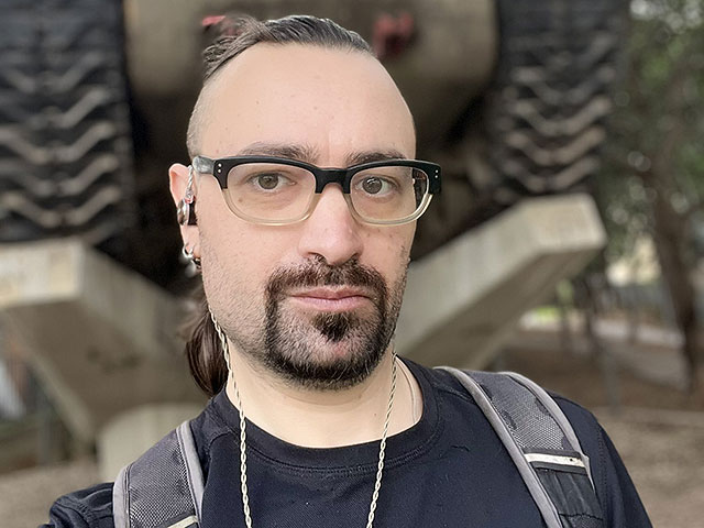 Давид Хомак: "Ты перманентно ощущаешь себя целью и никакого «фронта»: целят по тебе"