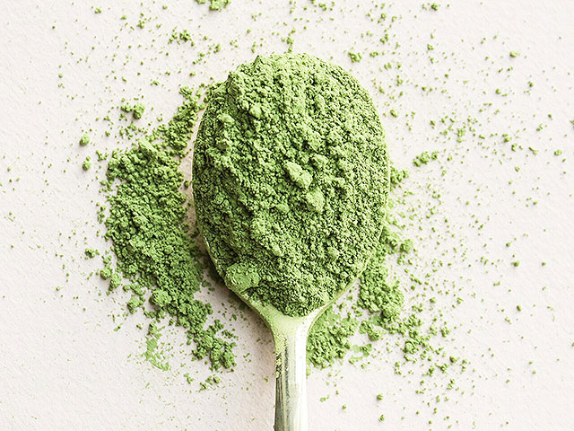 Матча может подавлять чихание у людей, страдающих сезонной аллергией