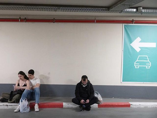 Тревога в центре Израиля, ракетный обстрел из Ирана