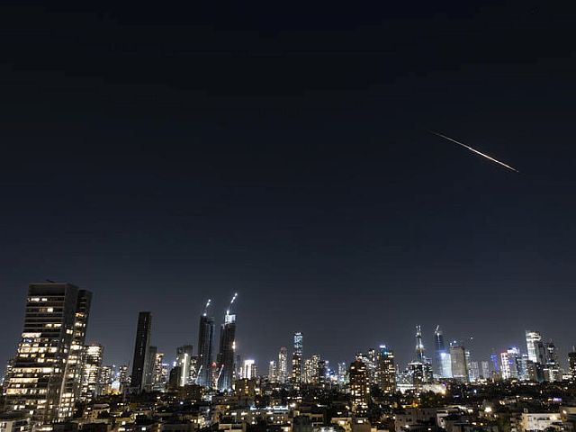 Тревога в центре Израиля, ракетный обстрел из Ирана