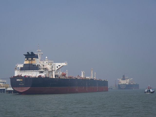 WSJ: США готовят коалицию для сопровождения судов через Ормузский пролив