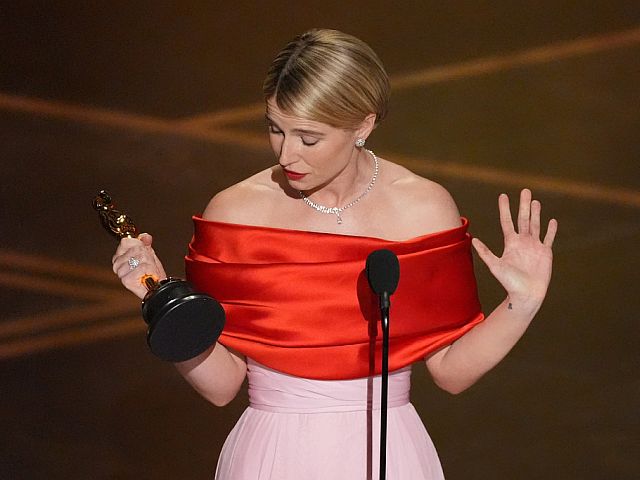 Лучшая актриса: Джесси Бакли – "Гамнет"