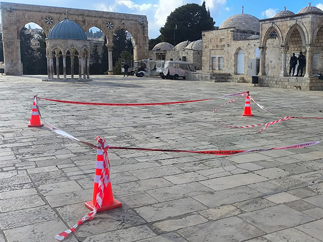 Обстрел Иерусалима: обломки иранских ракет упали на Храмовой горе и рядом с Храмом гроба Господня