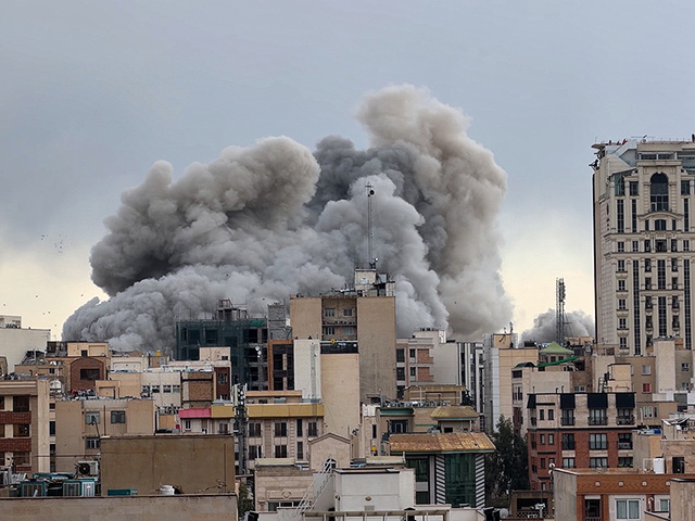 ЦАХАЛ начал очередную волну ударов по целям инфраструктуры режима в Тегеране