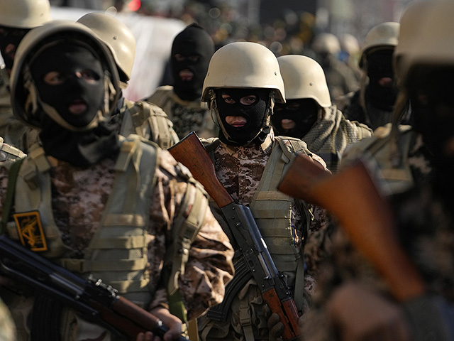 ВВС ЦАХАЛа атакуют подразделения "Басидж" в Тегеране