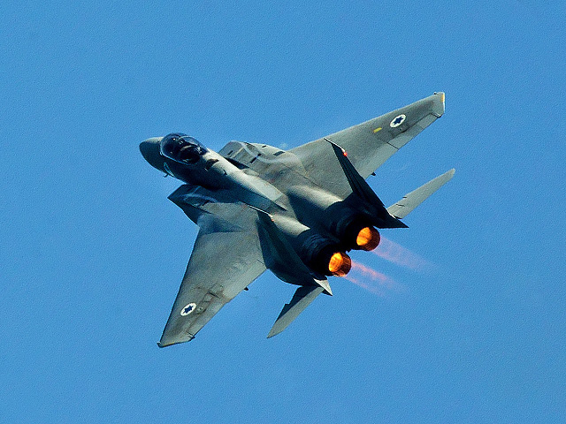 В небе Ирана был зафиксирован пуск ракеты "земля-воздух" по израильскому истребителю