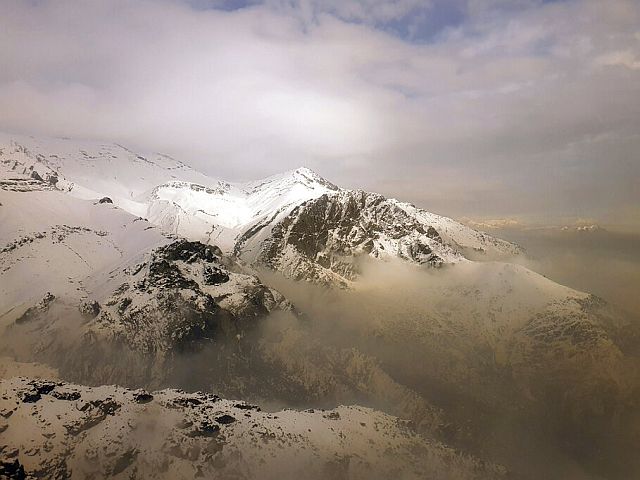 Нанесены авиаудары по целям в горном районе на севере Ирана