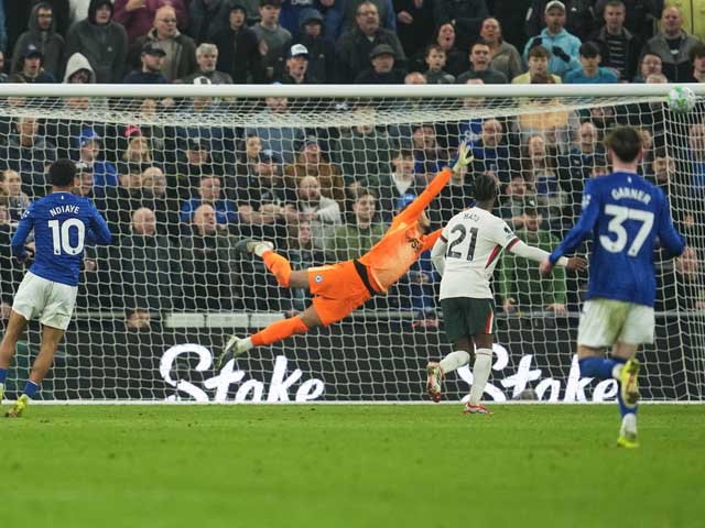 Сенсация. "Эвертон" разгромил "Челси". Результаты матчей чемпионата Англии