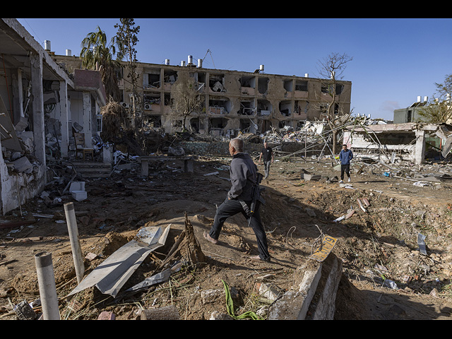 Падение иранской ракеты в Димоне: сильные разрушения, десятки пострадавших. Фоторепортаж
