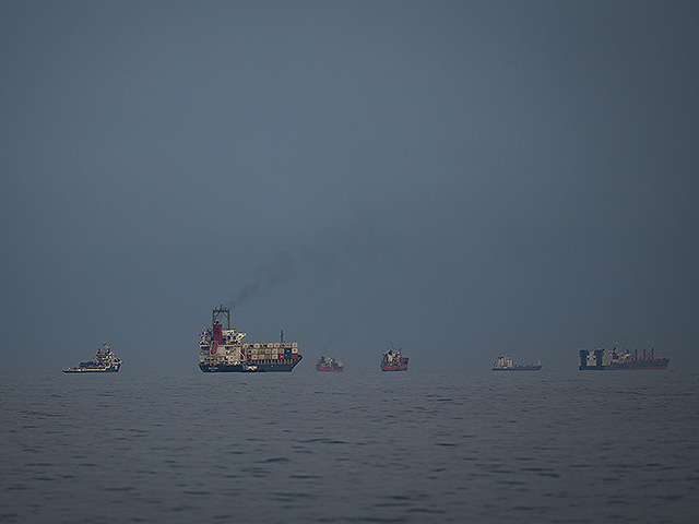 Иран угрожает "герметично закрыть" Ормузский пролив в случае атак на его электростанции