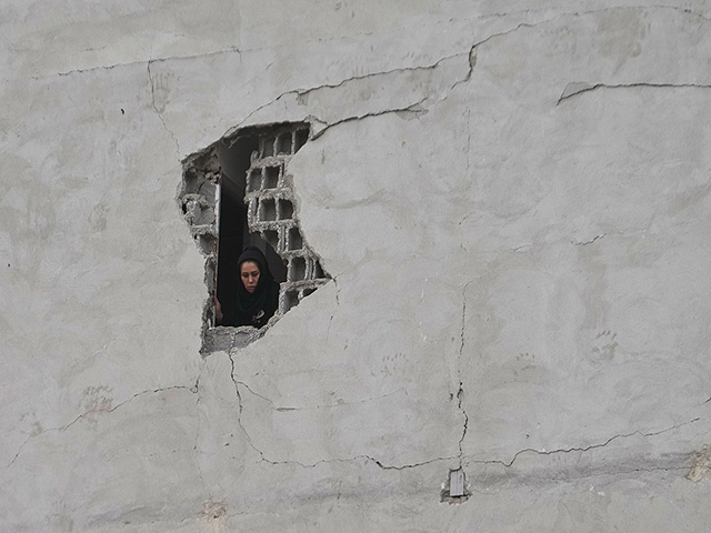 Красный полумесяц: в Иране нанесен ущерб 80000 гражданским строениям