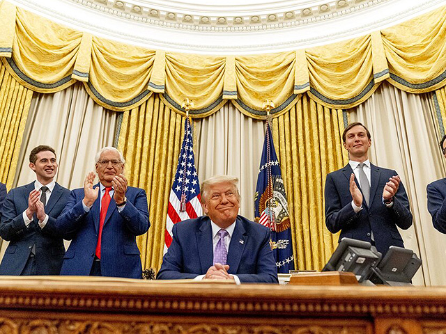 Трамп сообщил, что начаты переговоры с Ираном о прекращении войны