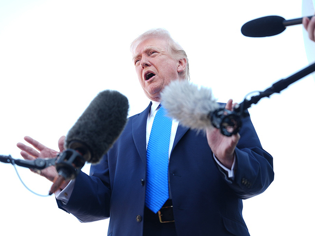 Трамп: "Переговоры с Ираном проходят прекрасно, Ормузский пролив мы будем контролировать сообща"