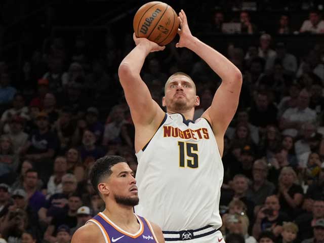 "Трипл-дабл" и победный бросок Йокича. Резкльтаты матчей НБА