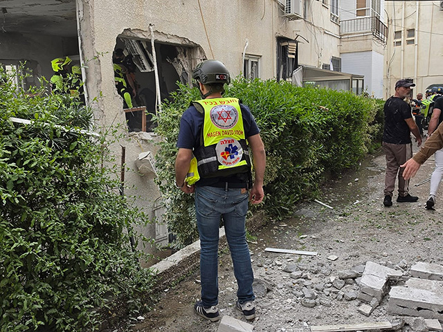 Обстрел центра страны из Ирана. Падение обломков в нескольких местах в Гуш-Дане