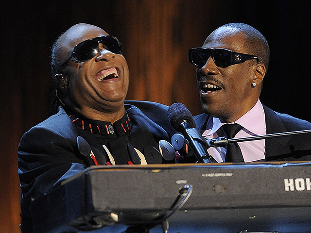 Со Стиви Уандером, 2012 год