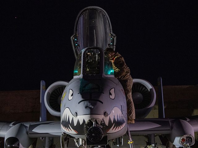 Штурмовик A-10 Thunderbolt II