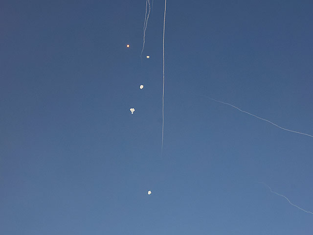 Сигналы тревоги в пригородах Хайфы в результате обстрела из Ливана