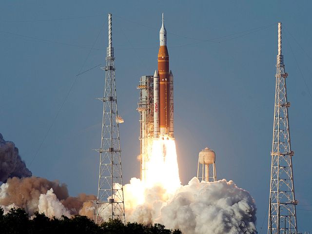 Стартовала лунная миссия Artemis II