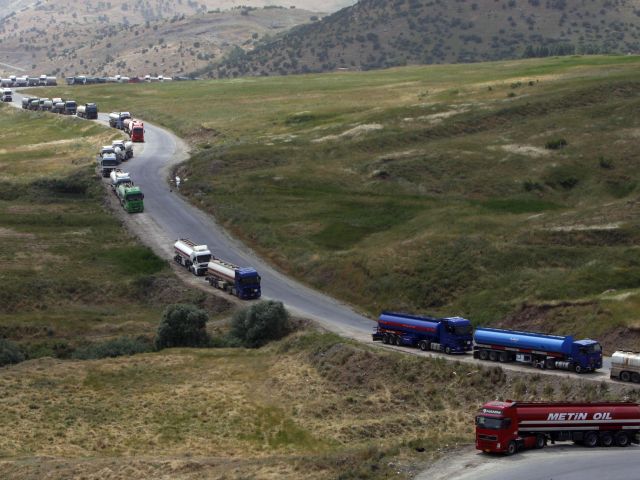 Ирак начал экспорт нефти через сирийский Баниас