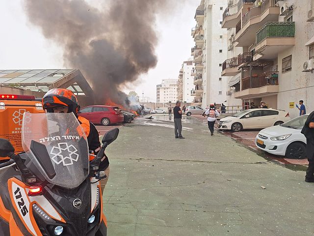 Сообщения о падениях кассетных суббоеприпасов в Хайфе и Крайот