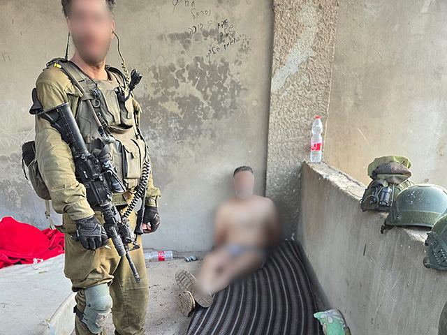 Боевики "Радуан" на допросе: "Нас посылают на убой, даже не спросив, где мы ели и спали"