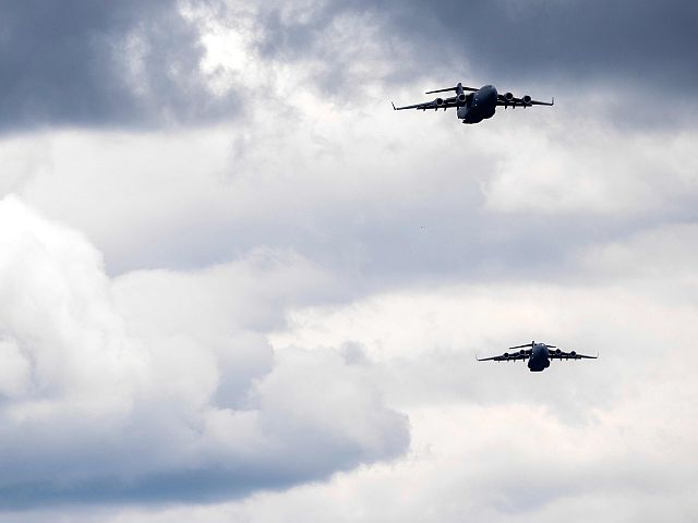 The New York Times: в ходе операции по спасению летчика пришлось взорвать два транспортных самолета