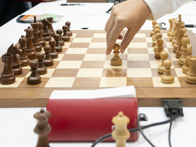 Шахматы. Турнир претендентов. Лидирует гроссмейстер из Узбекистана