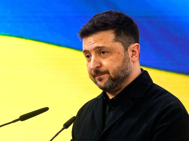 Владимир Зеленский: "Россия передала Ирану спутниковые снимки израильских гражданских объектов"